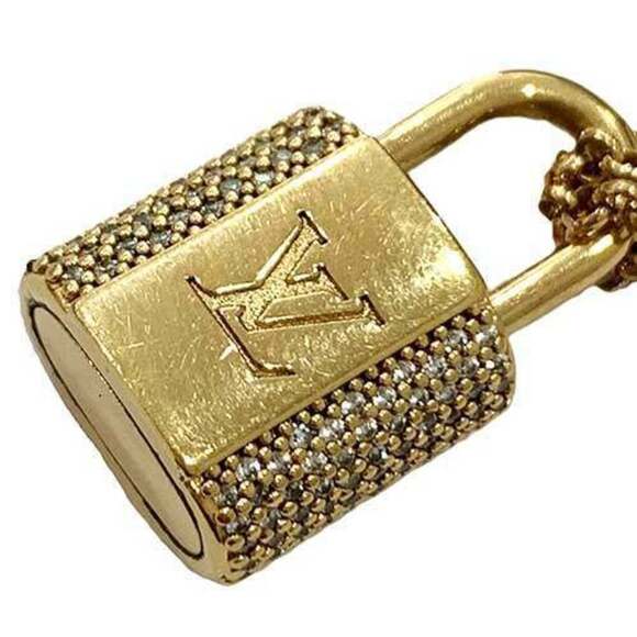 LOUIS VUITTON Necklace